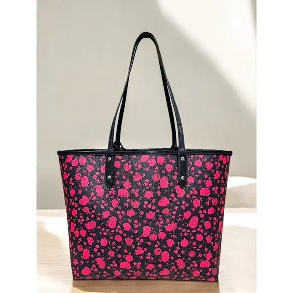 Coach F55862 Reversible City Tote Bag in Prairie Calico Print & Wristlet - Picture 3 of 14